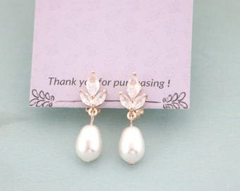 Clip On Bridal earrings Rose gold Wedding earrings Pearl drop earrings Bridal jewelry earrings  Clip on Bridesmaid earrings Gold earrings