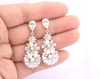 wedding earrings dangle Pearl earrings Silver Bridal earrings Gold crystal earrings Rose gold Bridesmaid earrings CZ Earring Wedding jewelry