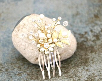 Rose Gold Bridal Hair Comb: Pearl & Crystal Wedding Hair Accessory Gold veil comb Bridesmaid hair comb Wedding hair jewelry Bridal hairpiece