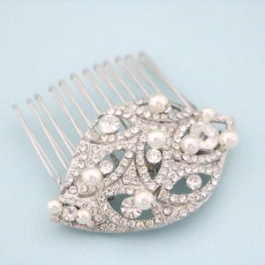 Pearl and Jewel Hair Comb Bridal Hair Piece for Bun Silver Crystal and Pearl Bridal Comb Rhinestone Wedding hair comb Silver Wedding comb