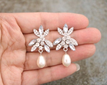 Wedding Earrings Swarovski Pearl Dangle Earrings Crystal Bridal Earrings Silver Rose Gold Chandelier Earrings Wedding Jewelry Blue earrings