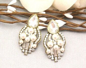 Pearl Bridal Earrings: Rhinestone Leaf, Swarovski Pearl earrings Bridesmaid earrings jewelry Green Crystal earrings Wedding earrings purple