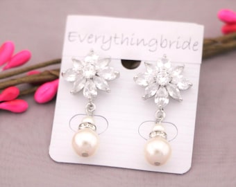 Pearl Rhinestone Dangle Earrings: Bridal Wedding Jewelry Silver Wedding earrings Rhinestone earrings Crystal earring Gold Bridesmaid earring