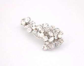 Silver Wedding Hair Comb: Fresh water Pearl & Rhinestone Bridal Hairpiece Bridal hair clip Wedding barrette Bridal Wedding comb Bridal comb