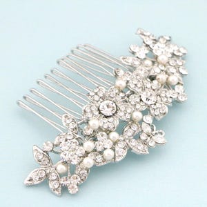 Silver Wedding hair comb Pearl Wedding comb Rhinestone Bridal hair clip Wedding hair jewlery Bridal hair piece Wedding hair accessories Side