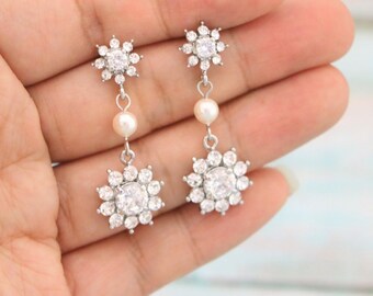 Silver Pearl Chandelier Earrings, Rhinestone Bridal Jewelry Bridal pearl earrings Bridesmaid earrings Crystal earrings Wedding earrings Boho