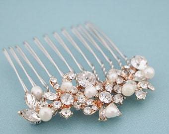 Pearl and Crystal hair comb Rose gold Wedding hair accessories for bun Wedding headpiece Pearl bridal comb Wedding hair jewelry Wedding comb