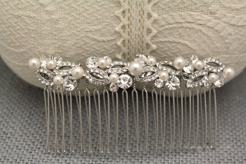 Bridal headpiece gold floral Wedding hair comb Pearl hair accessories Wedding hair jewelry Bridal hair comb Rhinestone hair comb Gold hair