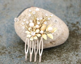 Pearl Bridal Hair Comb, Rhinestone Wedding Hairpiece Rose gold Wedding hair clip Gold Bridal hair accessories Wedding hair comb Silver comb