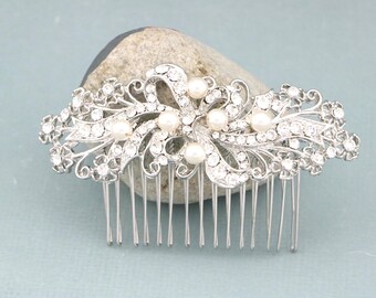 Wedding hair accessories for bun Pearl side comb Silver Wedding hair comb Rhinestone Bridal comb Wedding hair jewelry Bridal hair piece Boho