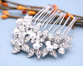 Crystal Bridal Hair Comb Silver Bridal hair clip Pearl hair comb Rhinestone Wedding comb Bridesmaid hair piece Bridal hair jewelry Wedding