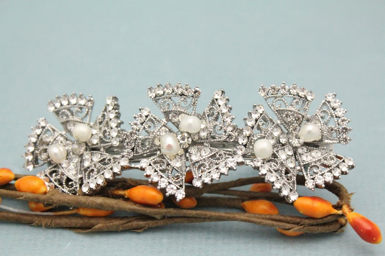 Wedding hair comb,Bridal hair accessories,Wedding headpiece,Bridal comb Crystal,Boho hair vine,Wedding hair barrette,Bridal hair clip,Prom