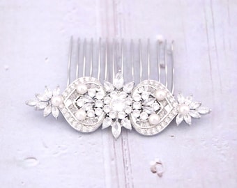 Silver Bridal Hair Comb Pearl Bridal hair clip Wedding hair accessories Rhinestone Bridal headpiece Wedding comb Bridal hair jewelry Wedding