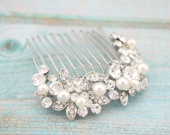Crystal Bridal Hair Comb: Silver Wedding Hair Accessory Pearl Wedding headpiece Bridal hair clip Rhinestone Wedding hair comb Gold Veil comb