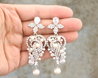 Pearl drop earrings Silver Bridal earrings Bridal pearl earrings Gold pearl chandelier earrings Rose gold Wedding earrings Crystal earrings