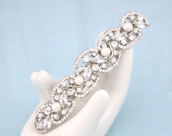 Pearl Silver Bridal hair clip Rhinestone Bridal headpiece Wedding hair accessories Crystal hair comb Pearl Bridal earrings drop earrings