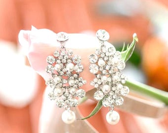 wedding chandelier earrings Long Pearls Earrings pearl wedding jewelry Gold Bridal earrings drop Bridal Jewelry Bridesmaids Earrings Bridal