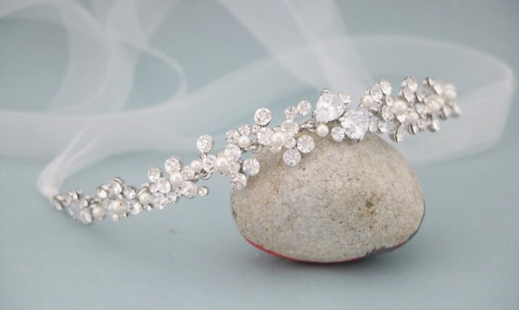 Bridal Headband Pearl Crystal Boho Wedding Hair Accessory for Bride Pearl & Crystal Bridal Headband, Side Wedding Headpiece  main image 4