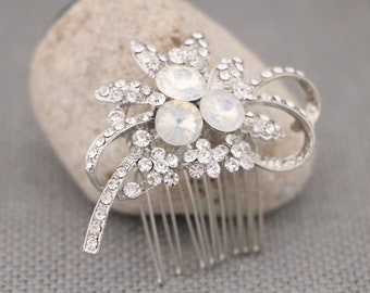 Bridal hair comb Side bridal headpiece White opal Wedding comb in Vintage style Bridal hair piece Wedding hair comb Rhinestone side comb in