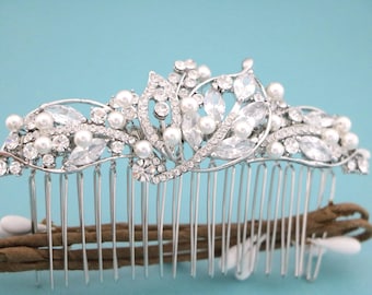 Silver Crystal hair comb Wedding headpiece Gold veil comb Pearl hair comb Wedding hair clip Bridal hair accessories Rosegold Bridal haircomb
