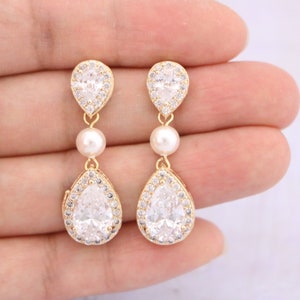 Wedding earrings pearl drop earrings Gold Bridal earrings drop ivory pearl earrings wedding earrings for mother of bride Bridesmaid earrings