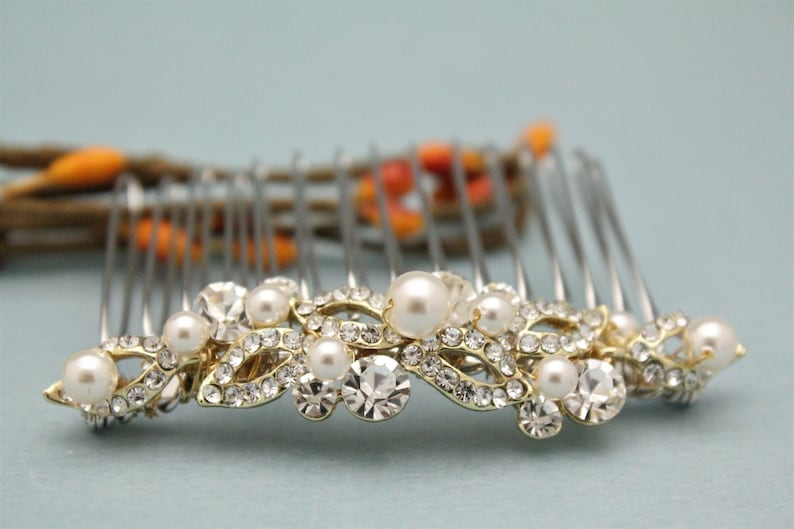 Bridal headpiece gold floral Wedding hair comb Pearl hair accessories Wedding hair jewelry Bridal hair comb Rhinestone hair comb Gold hair
