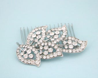 Wedding Head Clip for Bride Silver Wedding hair accessories for bun Crsytal hair piece Wedding comb Bridal hair jewlery Wedding hair comb