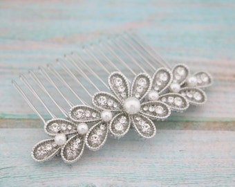 crystal comb bridal hair accessories for bun Silver Wedding hair comb Rhinestone Wedding comb Bridal hair jewelry Wedding hair clip Bridal