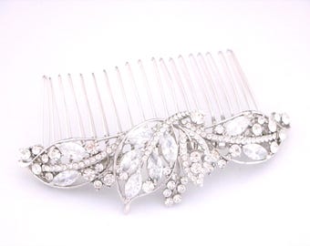 Rhinestone Wedding Hair Comb - Bridal Hair Accessory Crystal hair comb Wedding hair accessories Bridal headpiece Wedding hair clip Gold comb