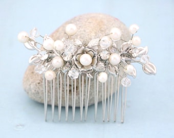 Silver Wedding hair comb Pearl Wedding comb Boho hair piece Wedding hair accessories Bridal hair jewelry Gold veil com Bridal hair clip Side