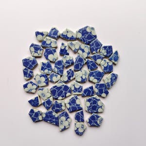 Vintage Blue White Porcelain Mosaic Tiles | 500g Ceramic Fragments for DIY Art & Crafts | 3 Size Options (L/M/S)