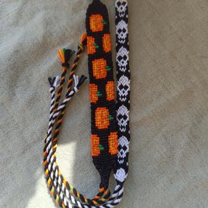 Halloween Friendship Bracelet – Handmade Woven Bracelet with Pumpkin & Skull Patterns – Adjustable Spooky Jewelry Gift