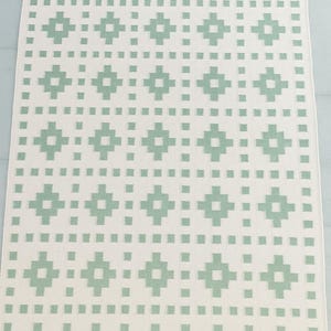 Green Geometric Wool Cotton Dhurrie Rug: Handwoven Indian Kilim