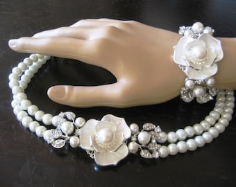 Bridal Jewelry SET  ( 2 items ) Ivory Swarovski Pearls Necklace and Bracelet  Weddings necklace Bridal Necklace Vintage Style Bridal