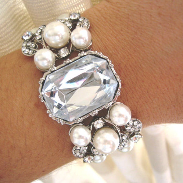 Pearl Bracelet Wedding Jewelry Pearl Bridal Bracelet Swarovski Crystal Bracelet Vintage style Art Deco Bridal