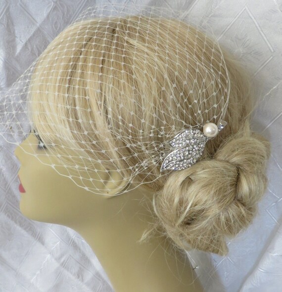 Bridal Hair Comb and a Birdcage Veil 2 Itemsbridal pearls Etsy