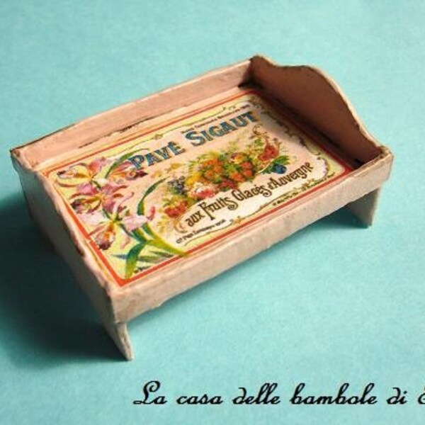 Miniature breakfast tray - pink - 1/12 dolls house miniature