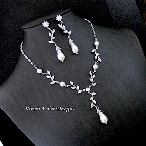 Bridal Jewelry SET VINE Wedding Necklace and Earrings Bridal Y Necklace Jewelry Pearls Cubic Zirconia