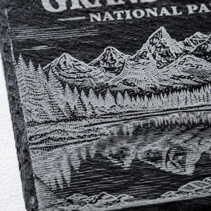 Conjunto de porta-copos personalizados em ardósia com inscrições de parques nacionais imagem 10