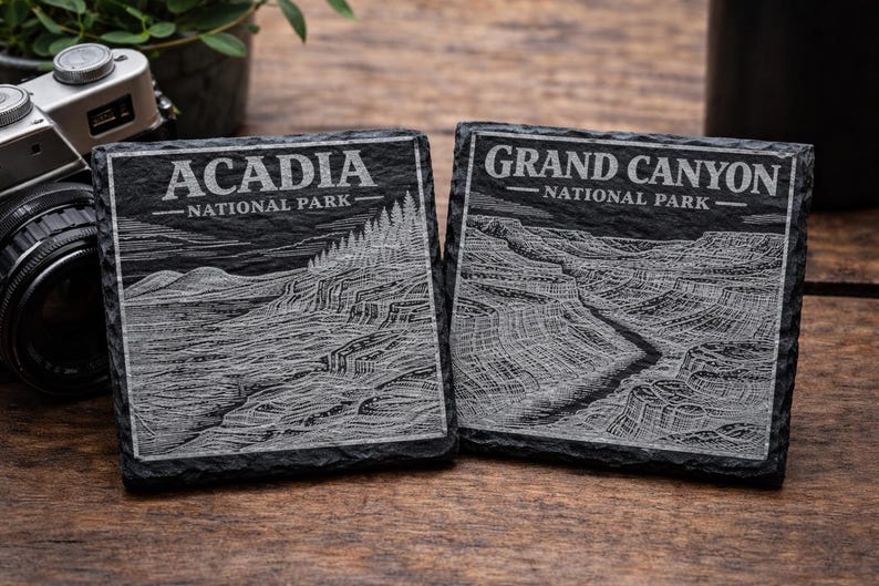 Conjunto de porta-copos personalizados em ardósia com inscrições de parques nacionais imagem 4