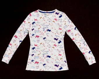Bunny Rabbits T-Shirt - All Over Print / Size XL (womens S - M), Erin Fetherston x Target Waffle Knit Top / Cute Bunnies and Holding Flowers