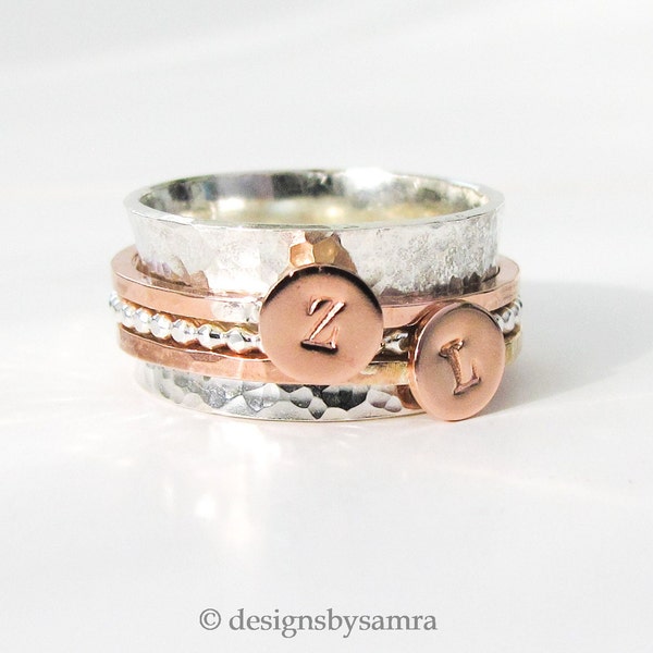 Bague Spinner Initialed With Love - Cadeau d'anniversaire de mariage