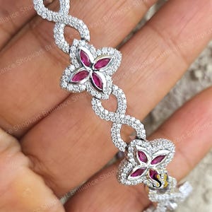 Custom Iced Out Round Cut Moissanite Clover Bracelet 925Silver Leaf Bracelet Marquise Cut Clover Bracelet Hip Hop Bracelet Infinity Bracelet