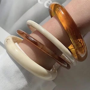 Amber Resin Bangle Bracelet Set, Minimalist Acrylic Bracelet, Tortoiseshell Bangle, Chunky Stackable Bracelets, Boho Jewelry Gift for Her