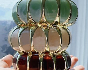 Conjunto de brazaletes gruesos de resina, 3 pulseras apilables de mármol, brazalete elástico con jaula dorada, conjunto de pulseras de jade, verde marfil, ámbar y carey.