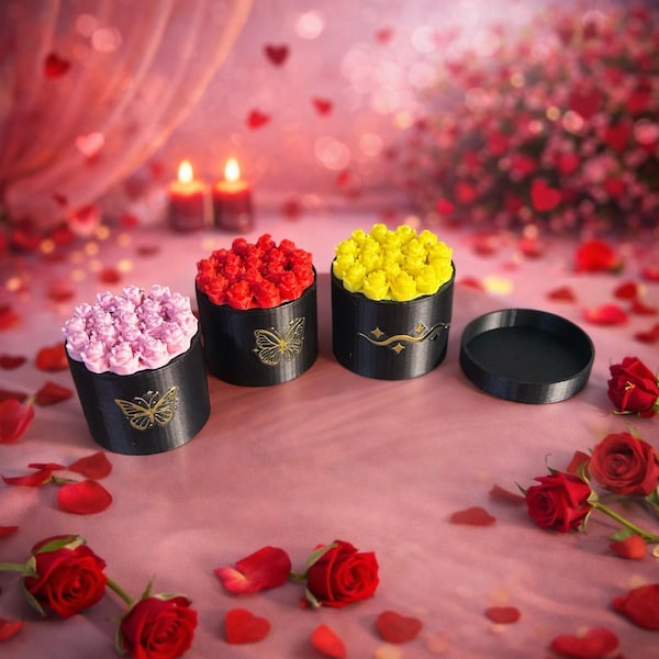 1.12  Scale Dollhouse Forever Roses in a Box