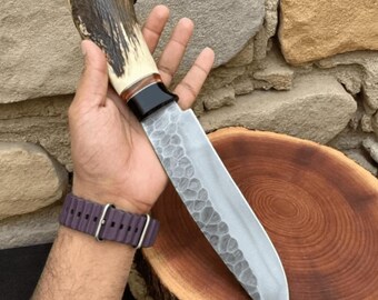 Cuchillo de caza de acero de alto carbono / Hoja forjada a martillo / Mango de asta de ciervo auténtica con funda de cuero