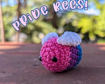 Pride Bee Amigurumi - Bisexual Flag