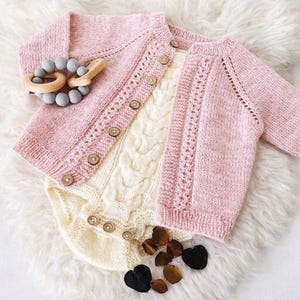 Cárdigan Nolan en inglés