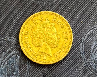 希少な 1983 年 1 ポンド硬貨 – エリザベス 2 世 – エッジの刻印エラー
